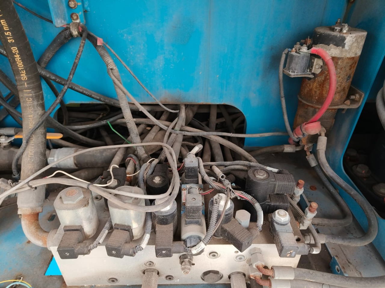 Sold - Articulated Boom Lift - View 2